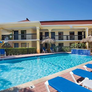 Days Inn By Wyndham Florida City